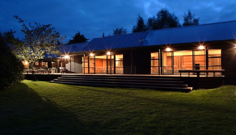 インフォメーションセンター - Tongariro Lodge