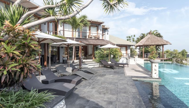 Piscina - Villa Hening Boutique Hotel