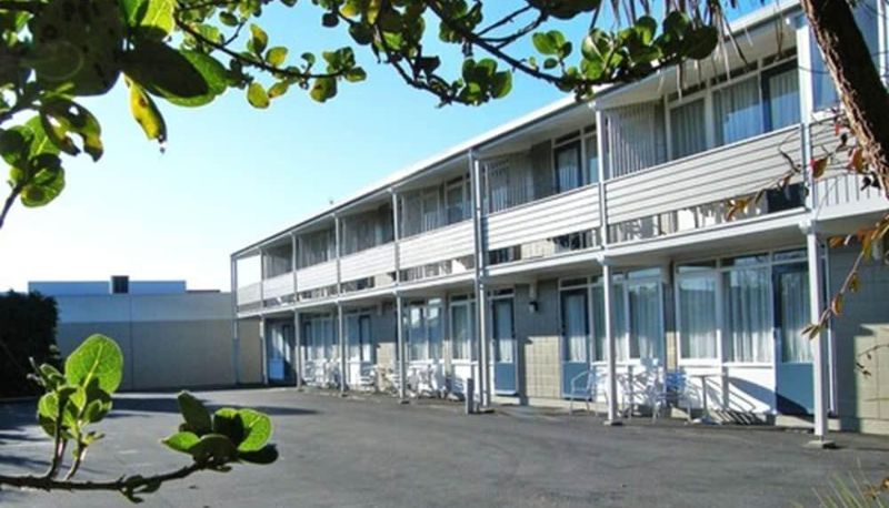 Area esterna dell'hotel - Westport Motor Hotel