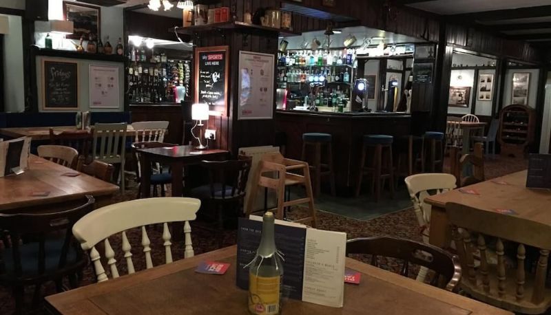 Restaurant - The Bugle Inn