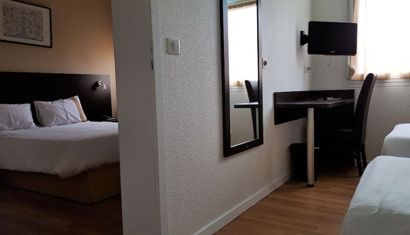 Chambre quadruple - Hotel D'Alsace