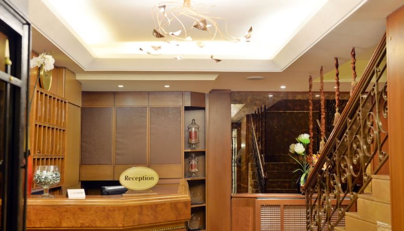 Reception - Le Cedrus Hotel