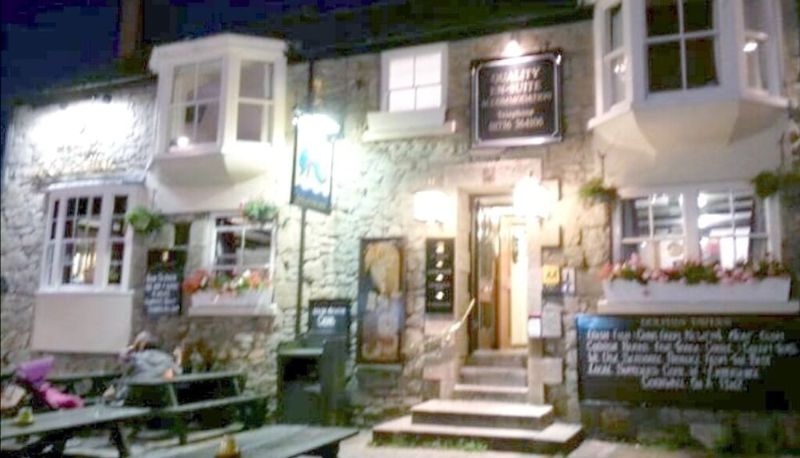 Info - Dolphin Tavern
