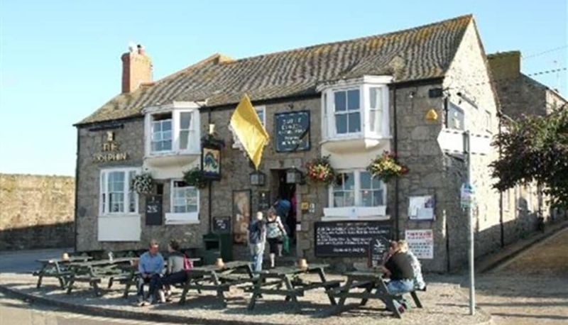 Info - Dolphin Tavern