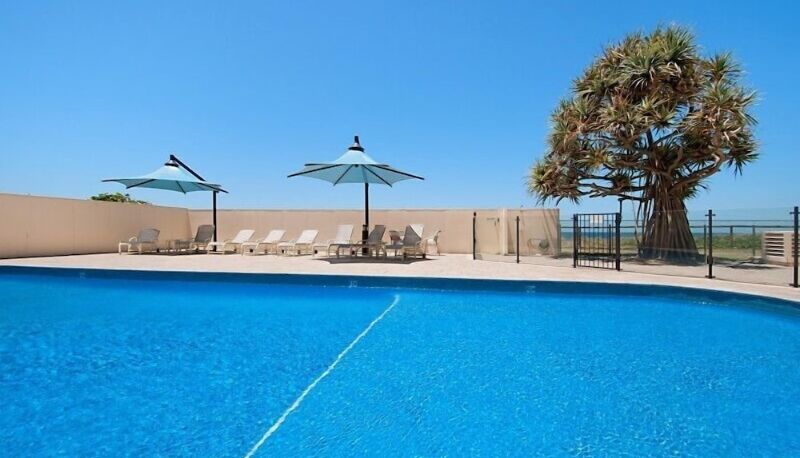 Pool - Beachside Tower