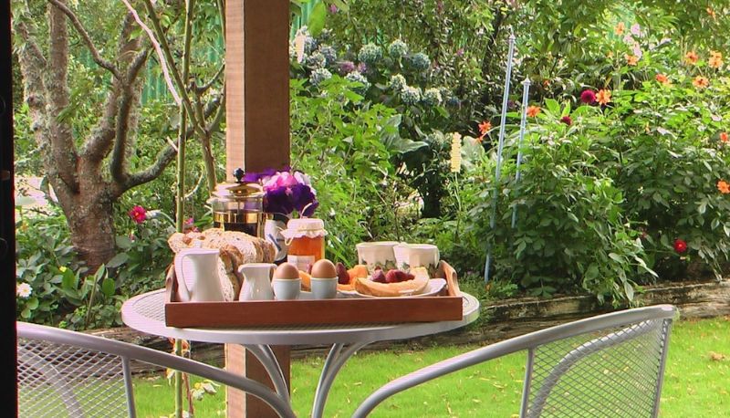 Info - Annick House Bed and Breakfast