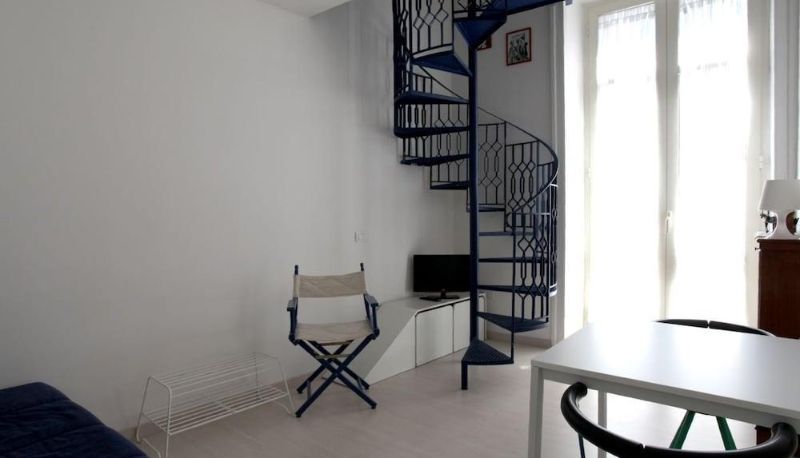 Hotel Innenbereich - DormidaMé-Centro