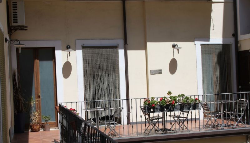 Terrace - Bed and Breakfast Opera