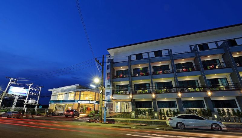 Info - Riverside Hotel