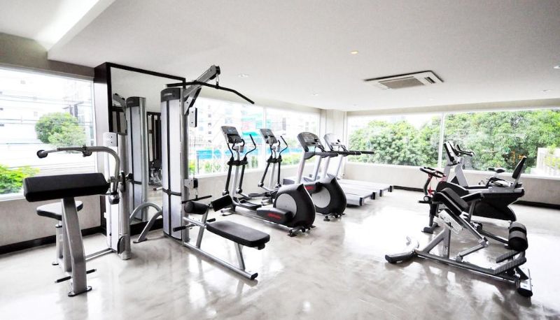 Palestra - Parinda Hotel
