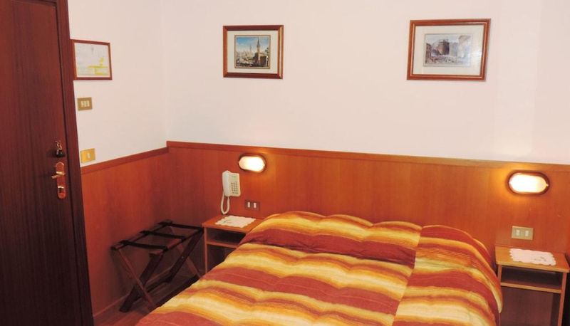 Habitación económica (individual) - Hotel Signa