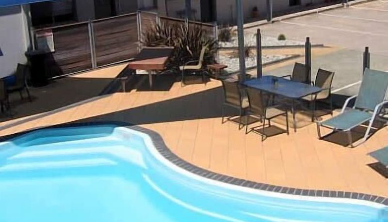 Bilgi - Portarlington Beach Motel