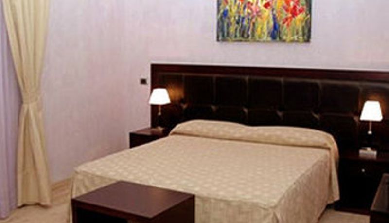 Room - Le Petit Apartments
