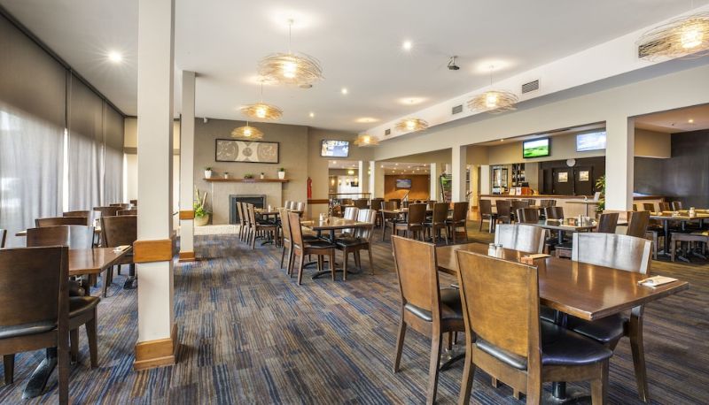 Restaurant - Meadow Inn Hotel-Motel