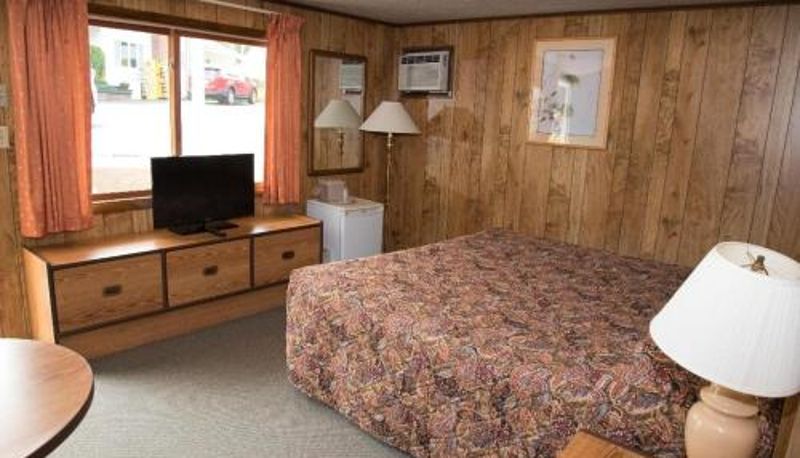 Info - Brookside Motel & Cabins