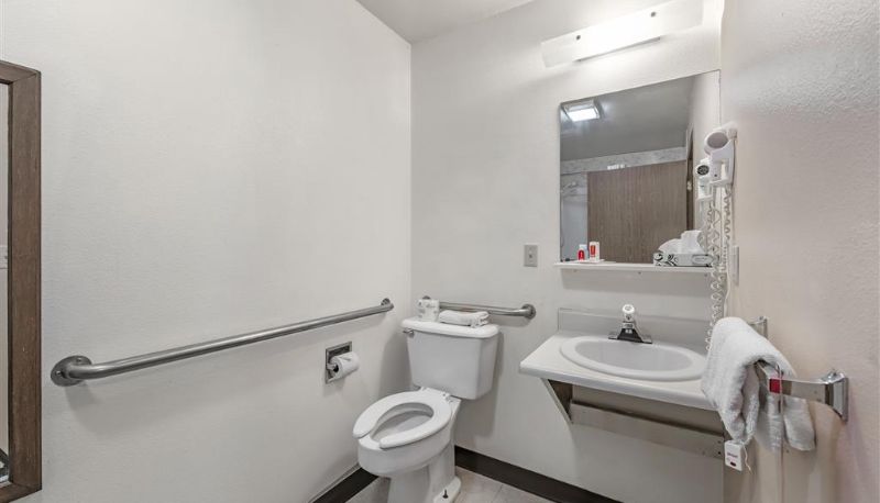 Zimmer - Econo Lodge La Junta
