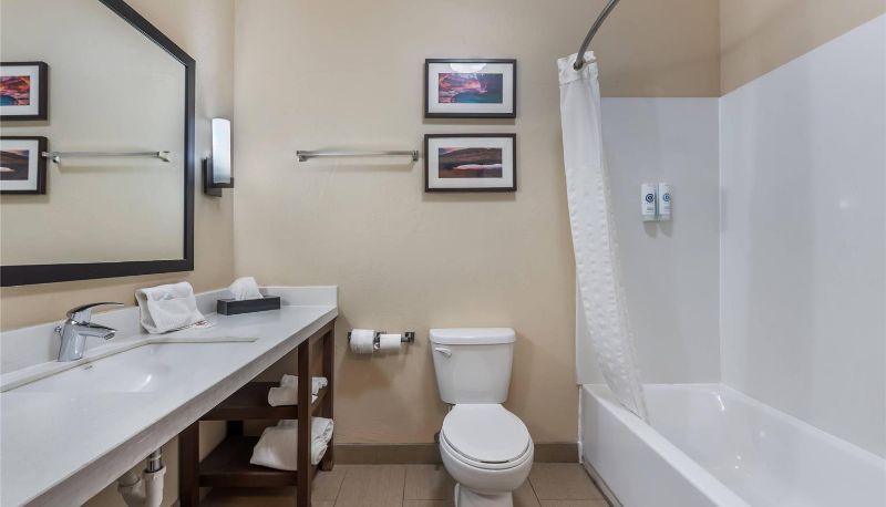 Camera - Comfort Inn & Suites Vernal - National Monument Area