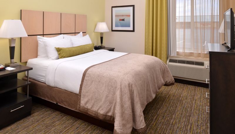 Room - Candlewood Suites MORGANTOWN-UNIV WEST VIRGINIA by IHG