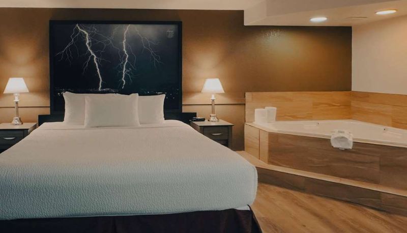 Suite - Super 8 by Wyndham Dawson Creek