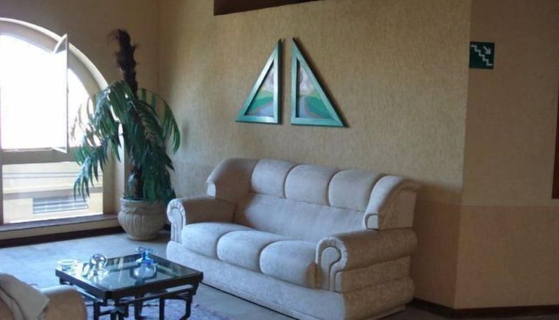 Salon - Sakr Hotel