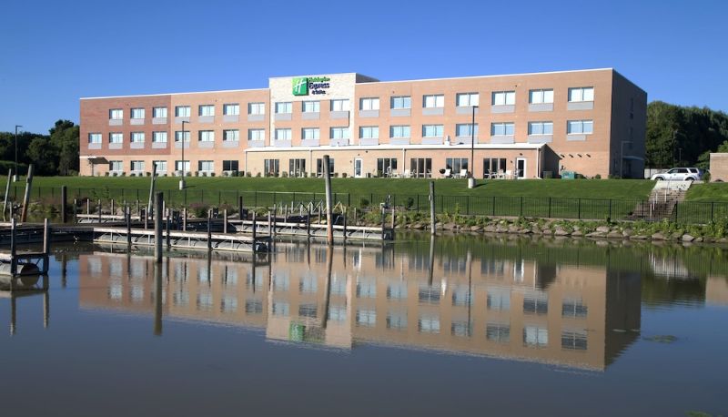 Informacje - Holiday Inn Express & Suites PORT HURON by IHG