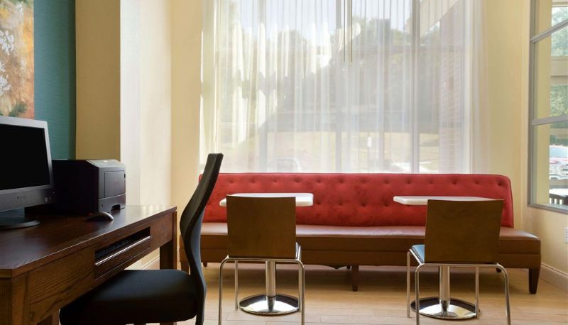 Sala - Days Inn & Suites by Wyndham Caldwell