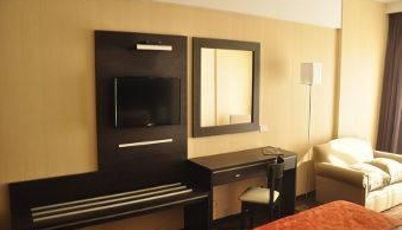 Habitación - Howard Johnson by Wyndham Pergamino