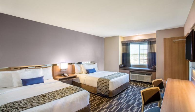Camera - Microtel by Wyndham Vernal / Naples