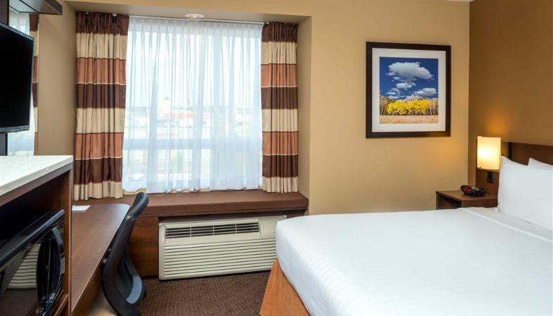 Chambre - Microtel Inn & Suites by Wyndham Red Deer
