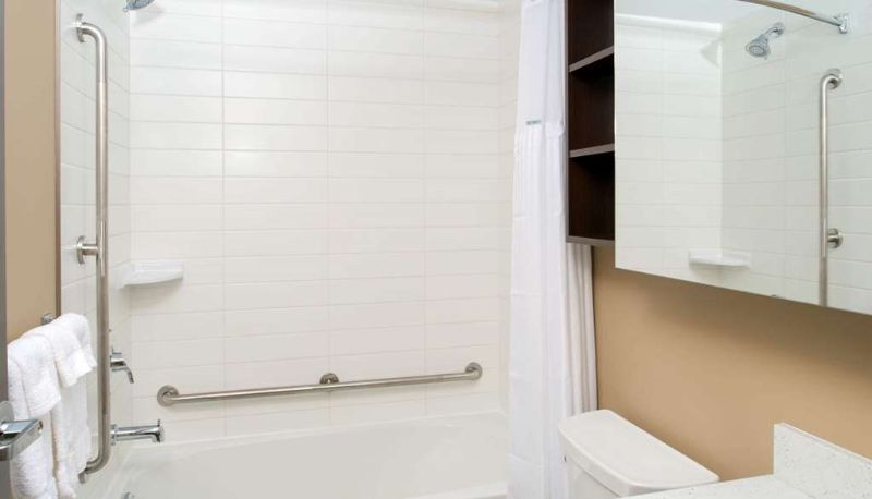 Chambre - Microtel Inn & Suites by Wyndham Red Deer