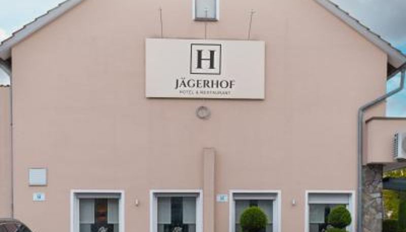 Zewnętrzna część hotelu - Hotel Restaurant Jaegerhof
