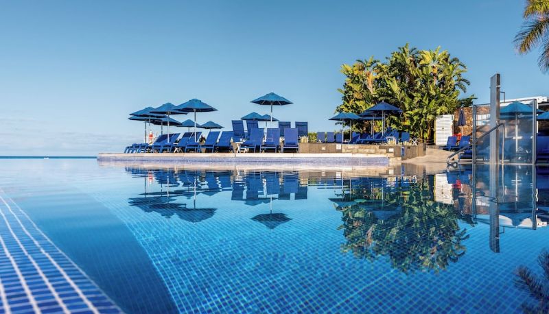 Piscina - Marina Suites