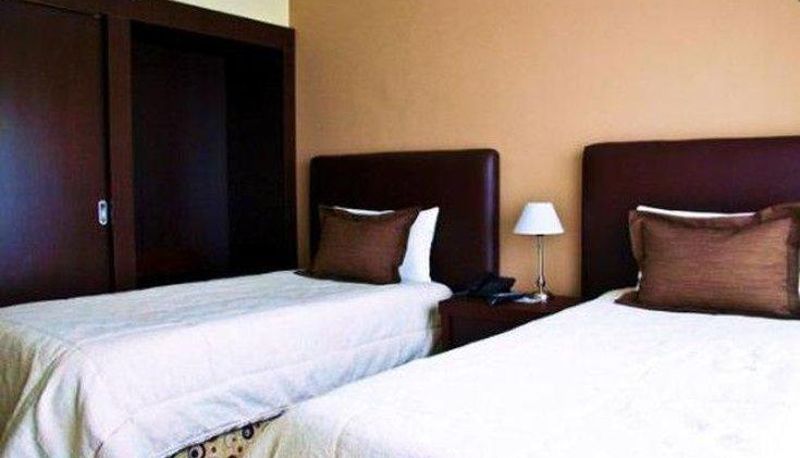 Chambre - HOTEL COMERCIO
