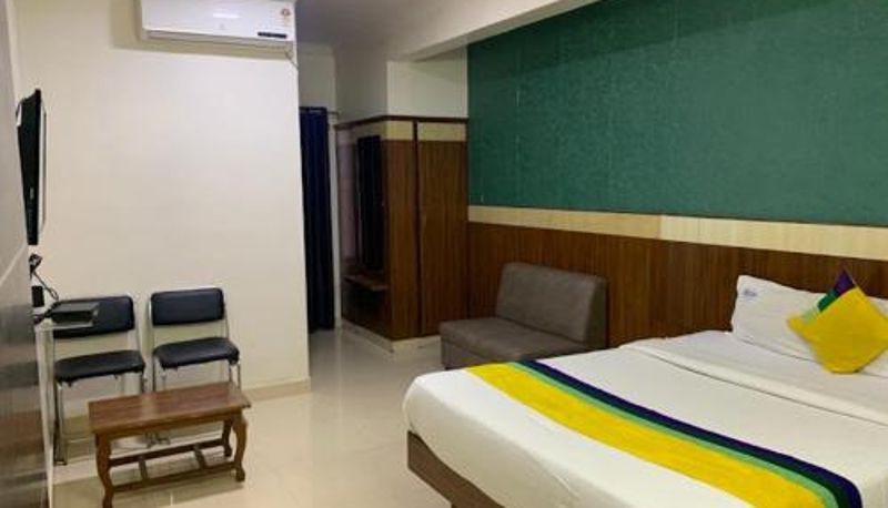 Room - Hotel BCP Suites