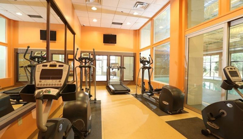 Strutture sportive - Edward Hotel North York