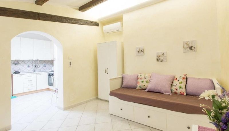 Apartamento - Casa Eleila