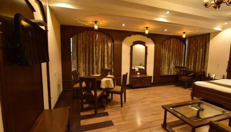Suite - Hotel Niky International