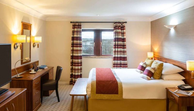 Camera - Mercure Barnsley Tankersley Manor Hotel