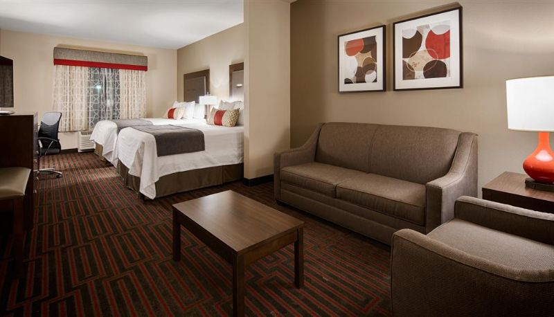 Zimmer - Best Western Plus Stevens County Inn