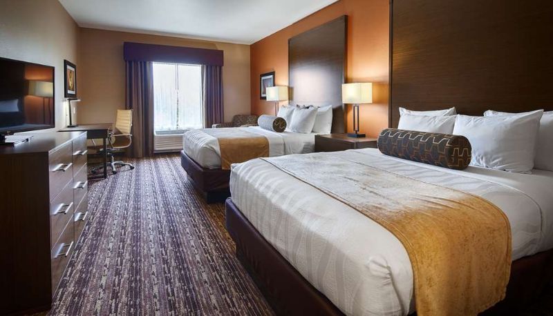 Room - Best Western Plus Elmendorf Hotel / San Antonio Hotel