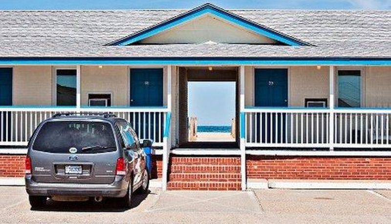 Vue extérieure - Dolphin Oceanfront Motel