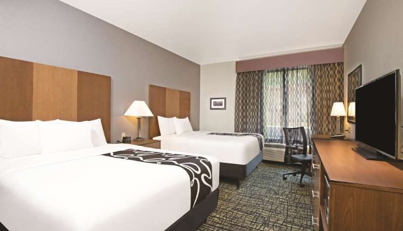 Kamer - La Quinta Inn & Suites by Wyndham Morgantown
