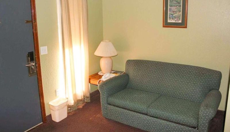 Standardzimmer - Oak Hill Inn & Suites