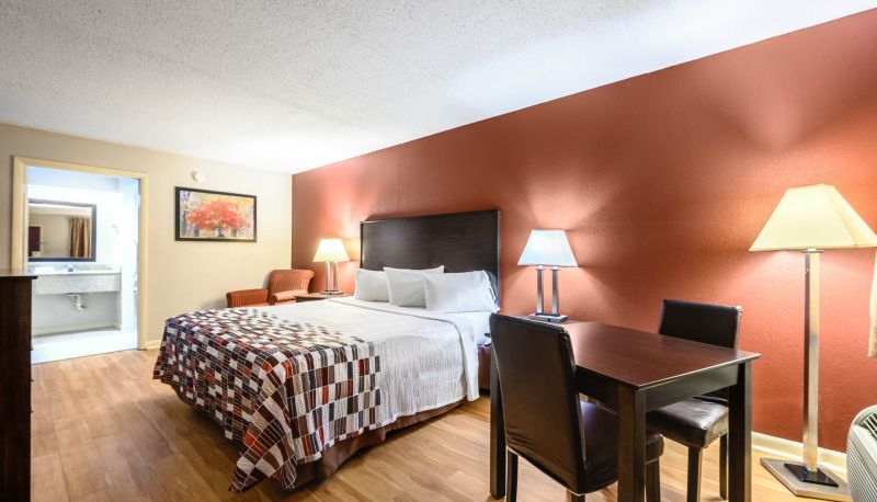 Zimmer - Red Roof Inn Sylacauga