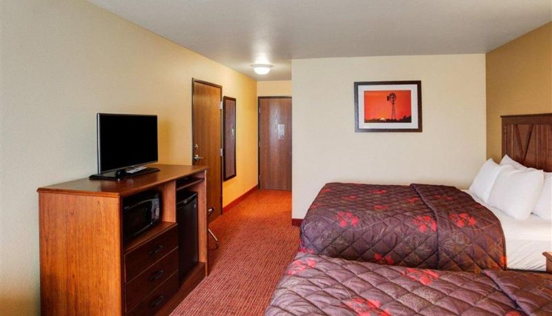 Zimmer - Rodeway Inn & Suites Phillipsburg