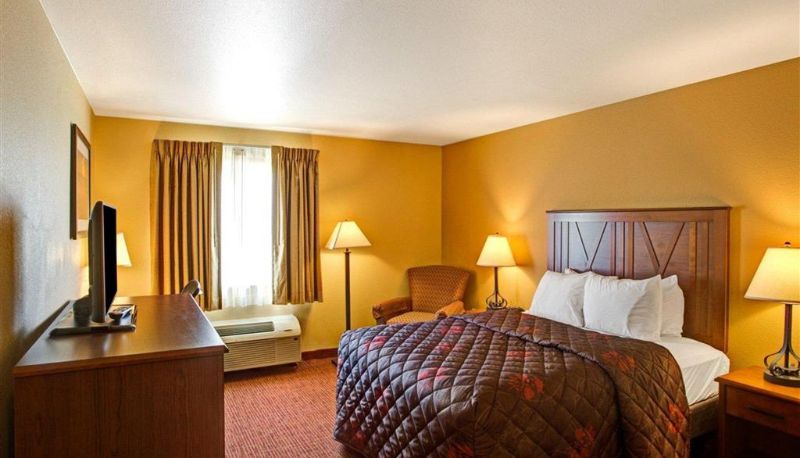 Camera - Rodeway Inn & Suites Phillipsburg