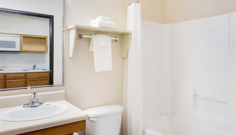 Camera - WoodSpring Suites Chesapeake-Norfolk South