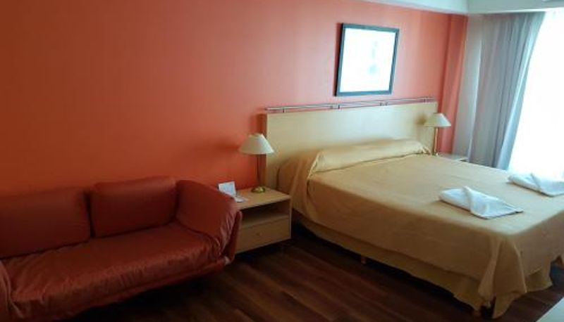 Room - Intersur Suites