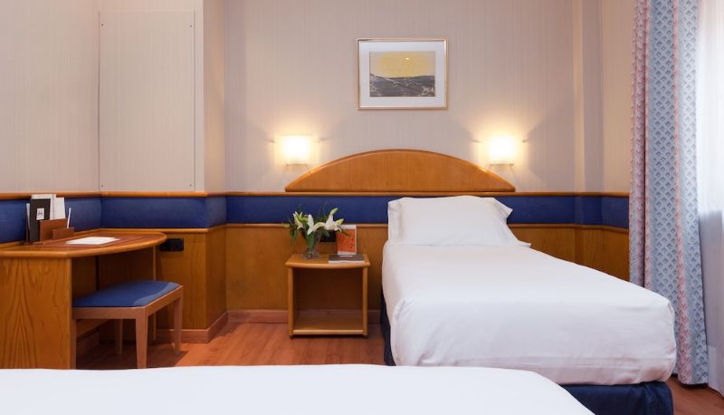 インフォメーションセンター - Hotel Agumar Atocha