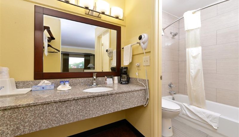 Suite - Americas Best Value Inn Winona